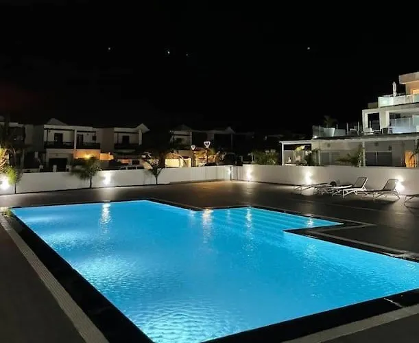 Aguamarina Senator Apartment